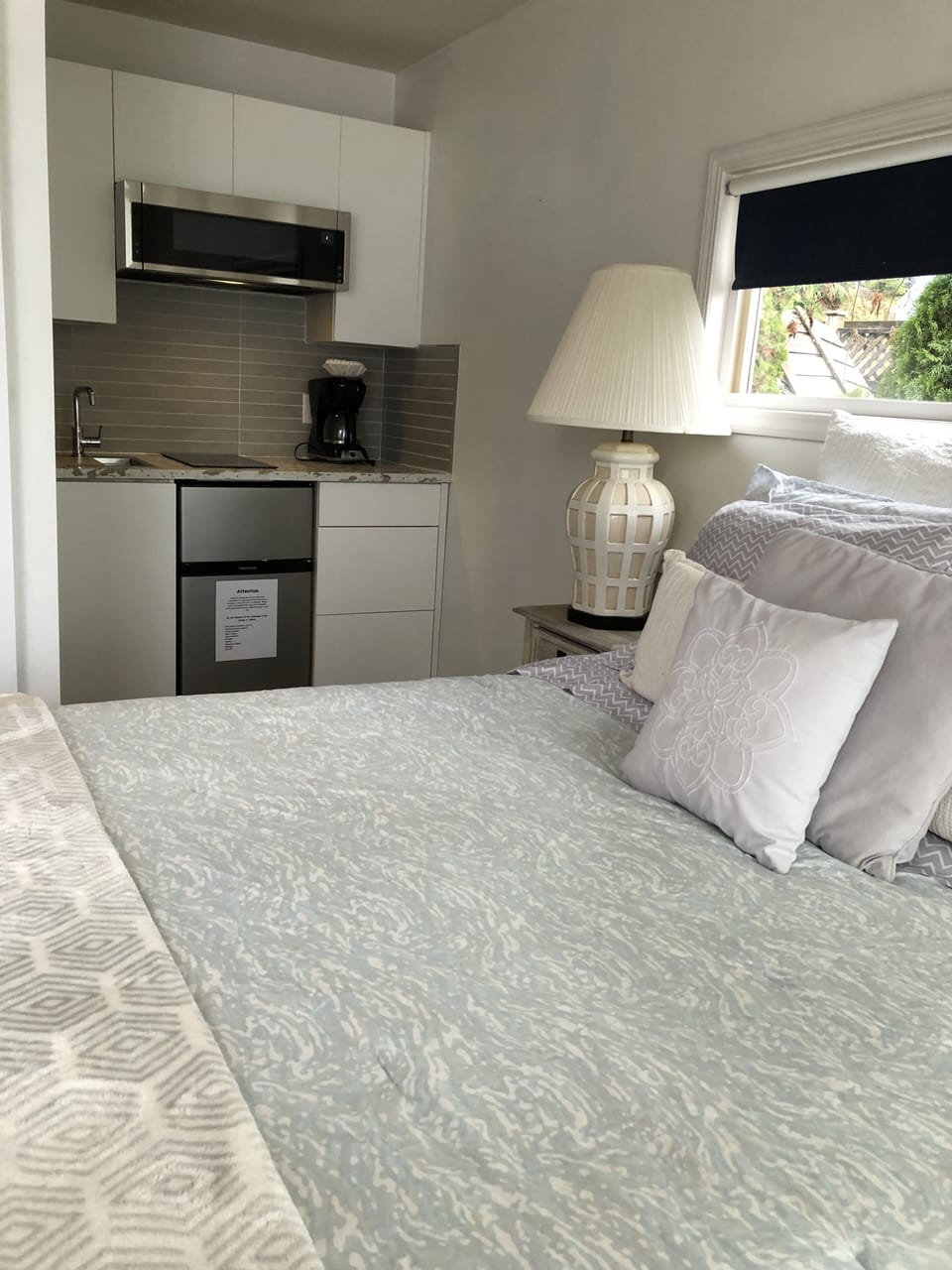 queen bed