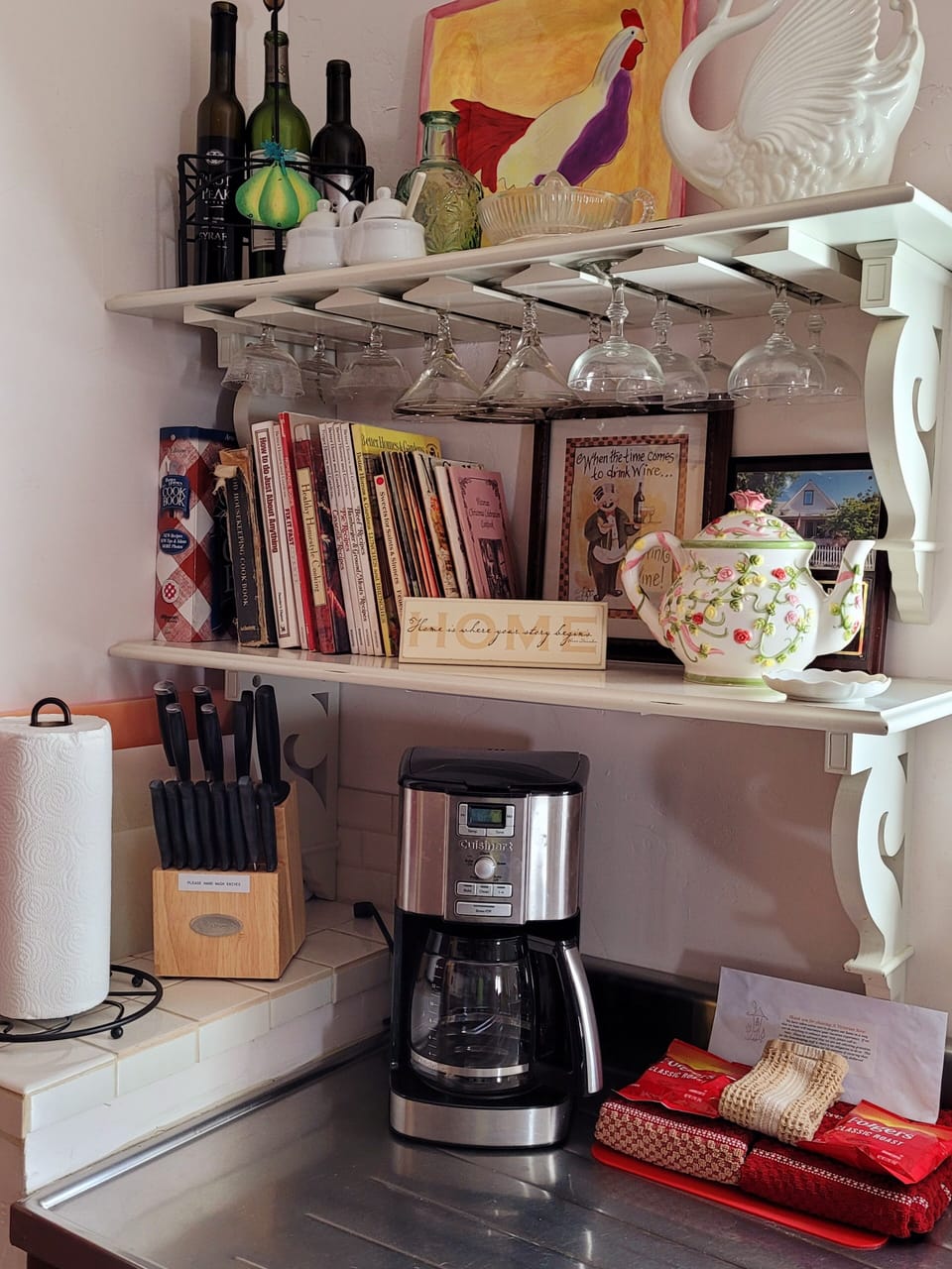 Kitchen, 12 cup drip coffee pot