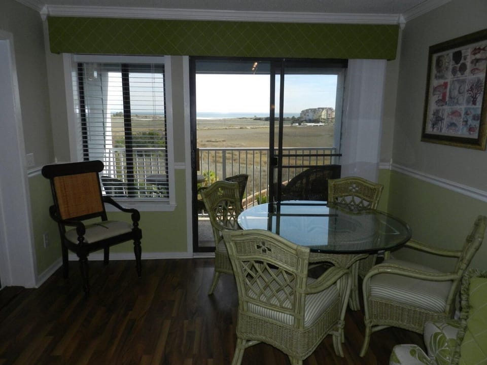 Dining area looking out to balcony