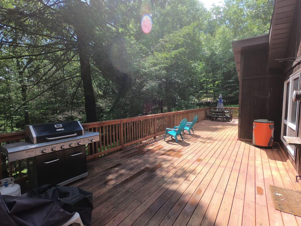 Plenty of room on the deck - with lighting under the railing for night time fun