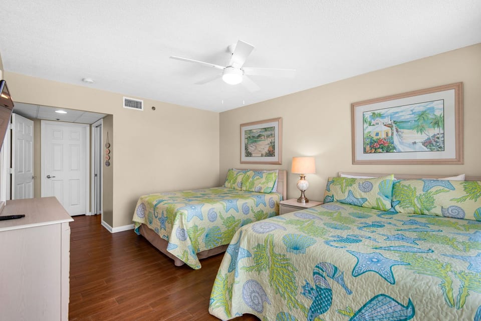 Guest bedroom