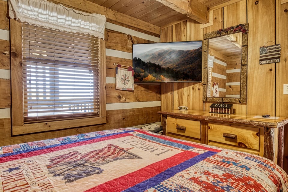 Pet Friendly Cabin in the Smoky Mountains "Old Glory" - Main level bedroom with queen size bed