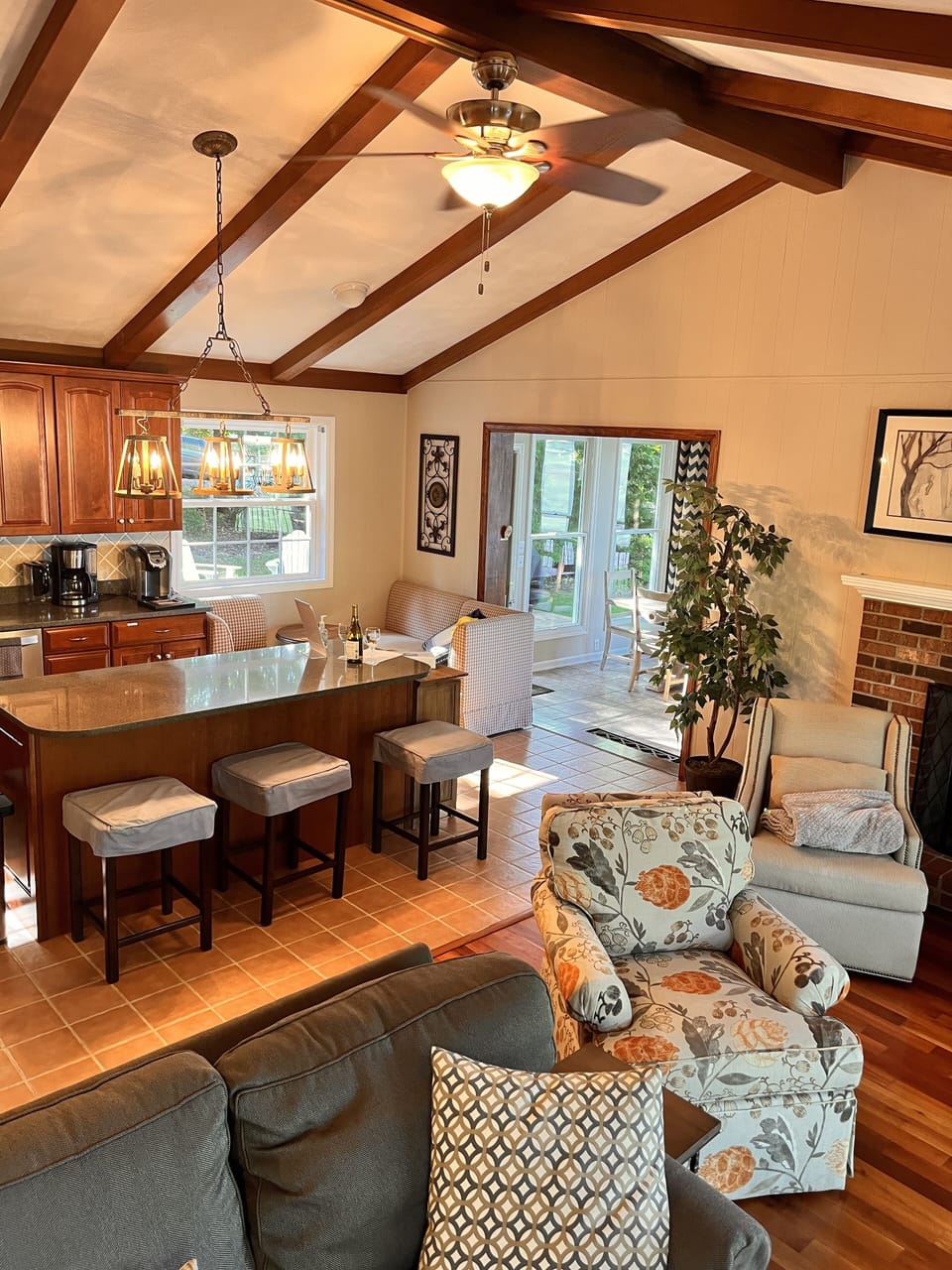 Great open floorplan!