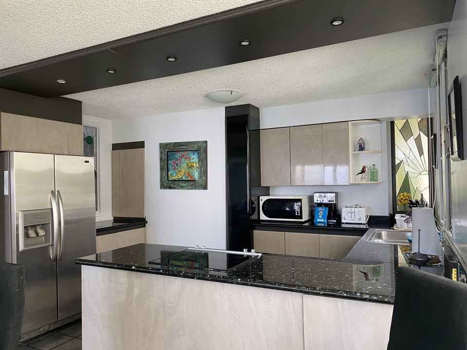 Kitchen (2)