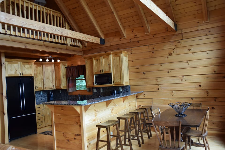 Kitchen / Dining area
