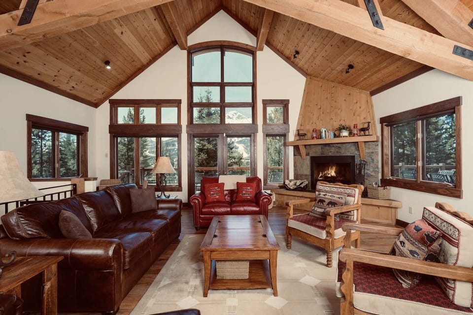 Great room - views are amazing!