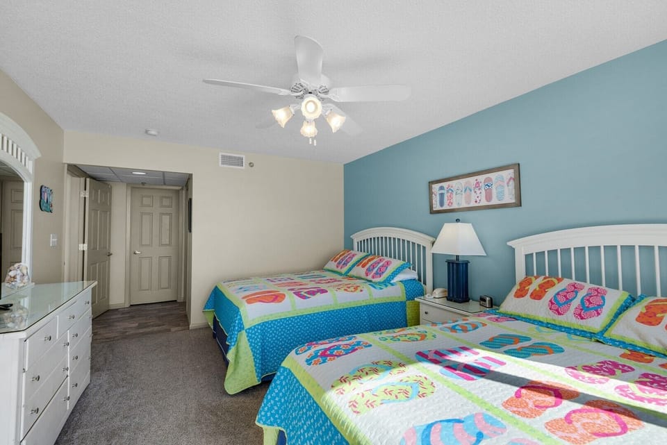Guest bedroom