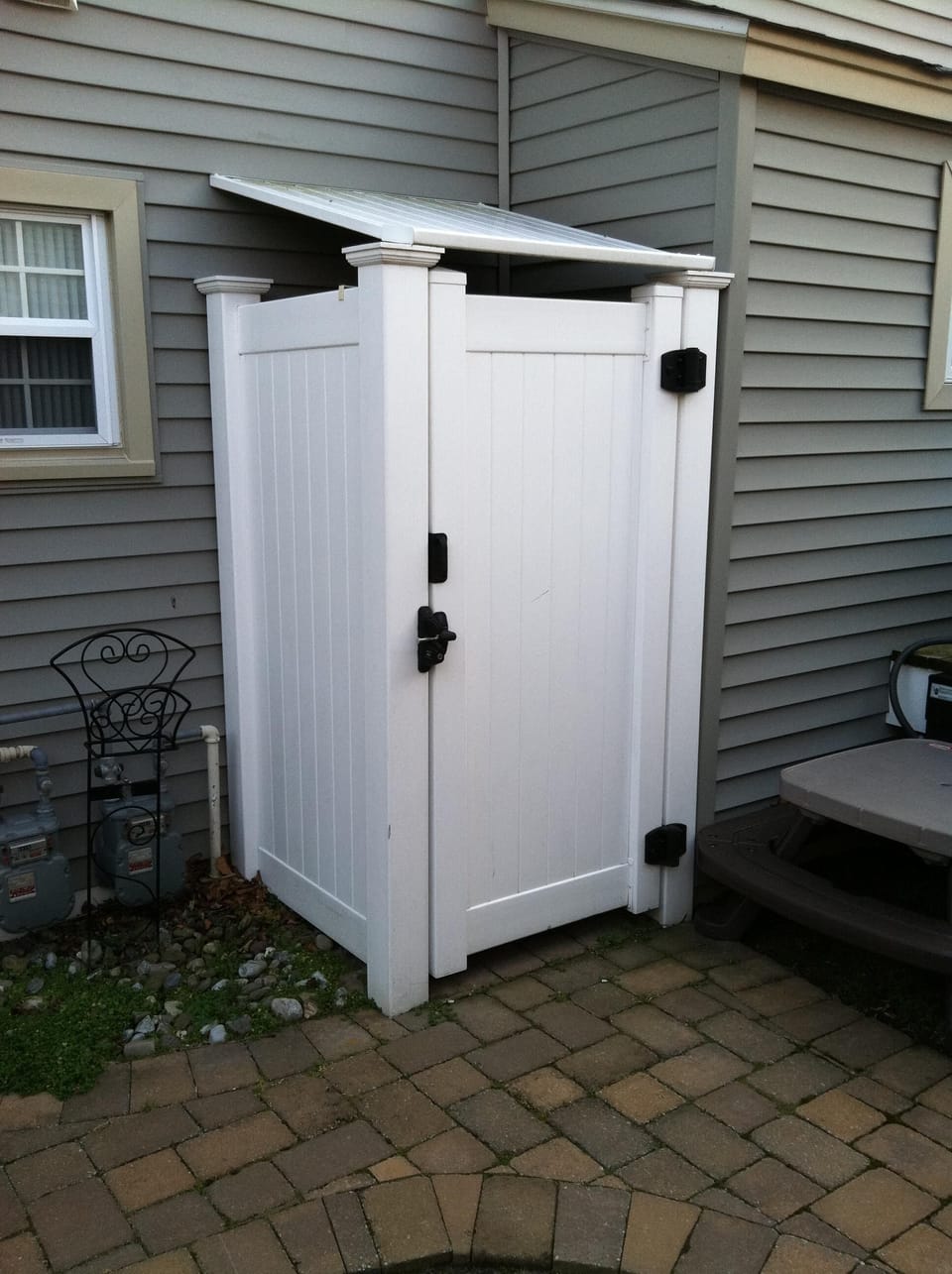 Outside shower