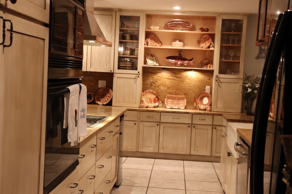 Spacious kitchen with all appliances.