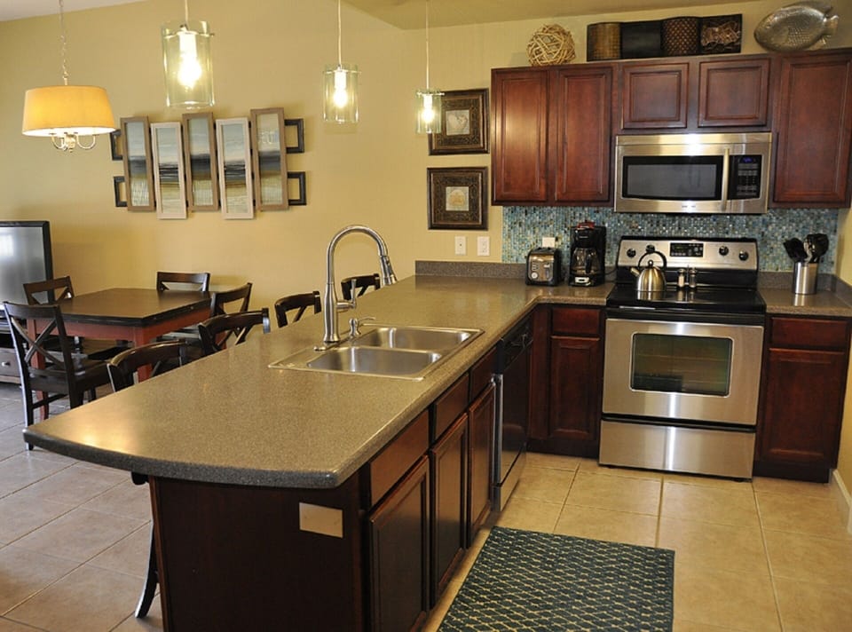 Stylish stainless kitchen with everything you will need.