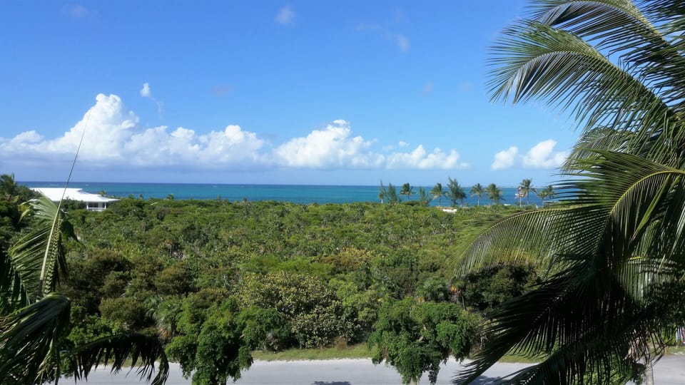 Priceless unobstructed view across to Grace Bay.