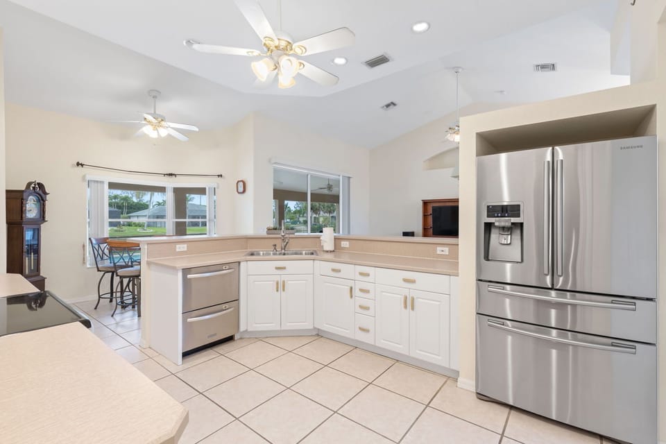 Open Kitchen