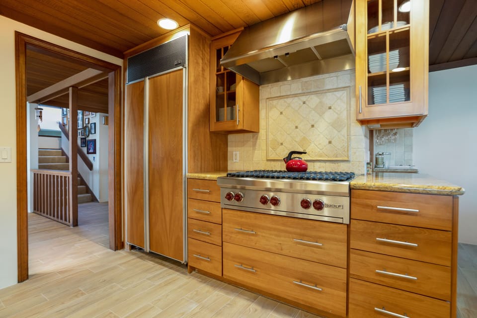 SIX BURNER STOVE AND FRIDGE