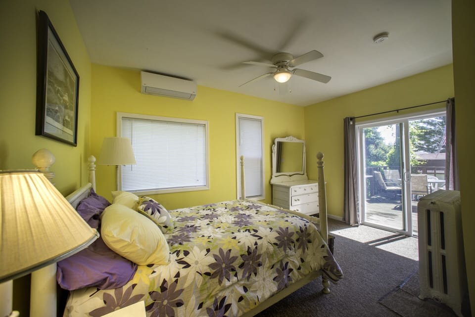 Lower level bedroom #2