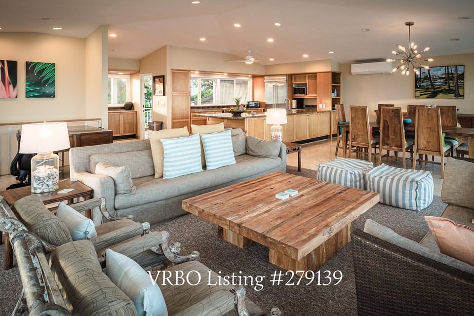 Sofa configuration in the upstairs great room