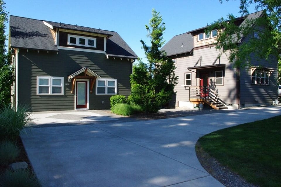 'C' Street Retreat and 'C' Street Heights Delight Home