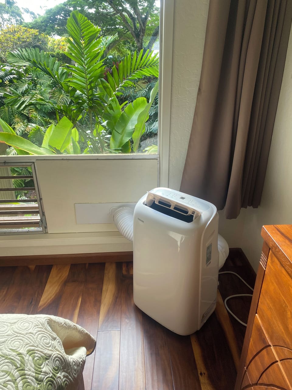A/C available in downstairs master bedroom