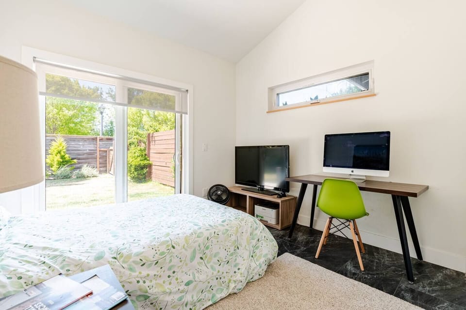 Twin Bed
