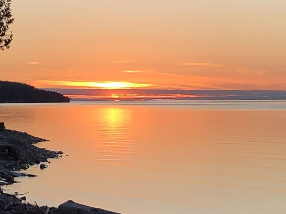 Gills Rock sunset (photo taken in Gills Rock near Mariners Park)