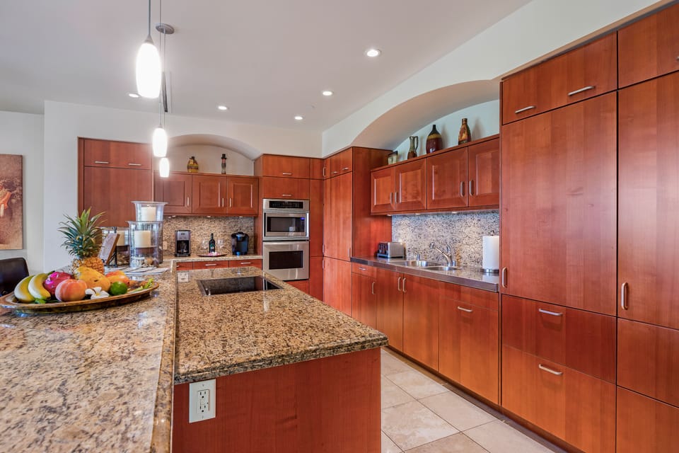 Beautiful Gourmet Kitchen