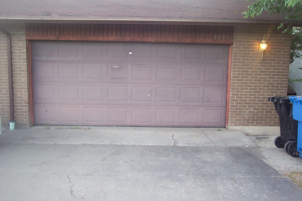 2 Car Garage