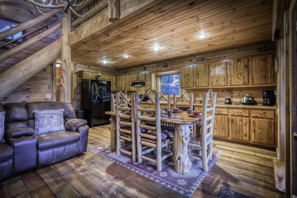 Open Floorplan on entry Level