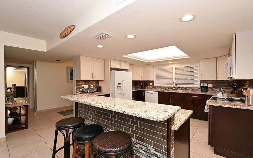 Island with Bar Top Seating