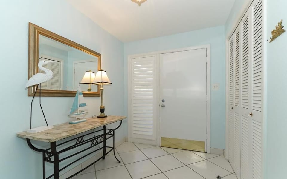 Entry walk way 