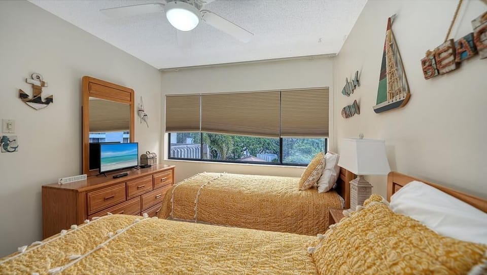 W_Guest Bedroom