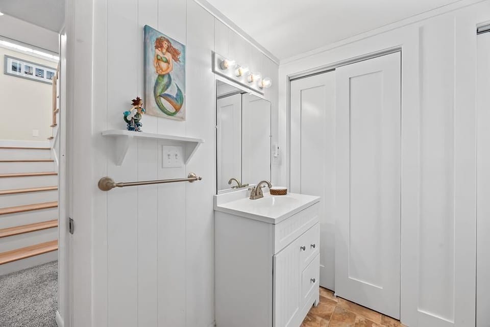 Downstairs Bathroom