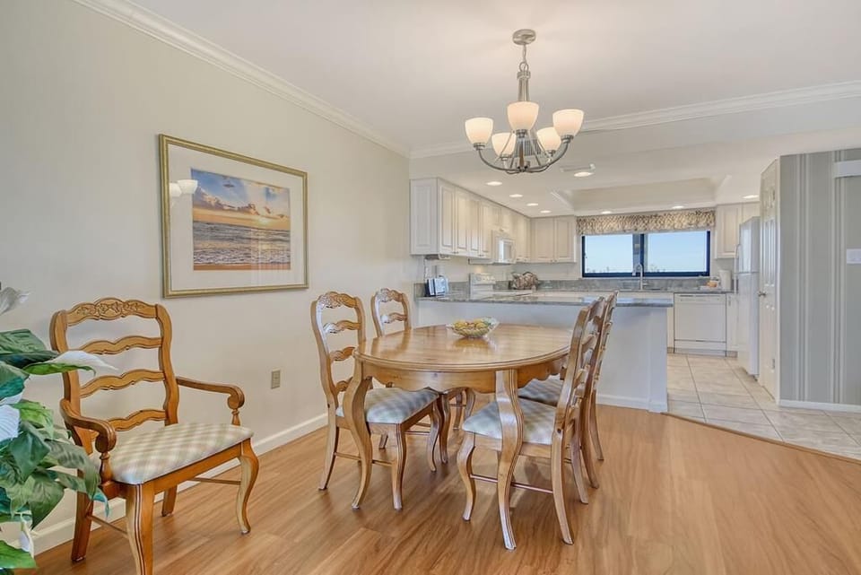 Open from kitchen, through dining and living rooms