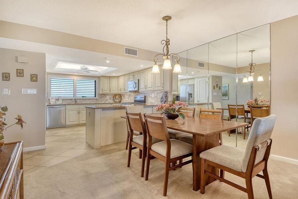Easy access getting food from kitchen to table