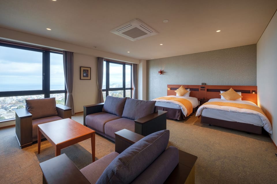 Deluxe Room | Premium bedding, in-room safe, blackout drapes, soundproofing