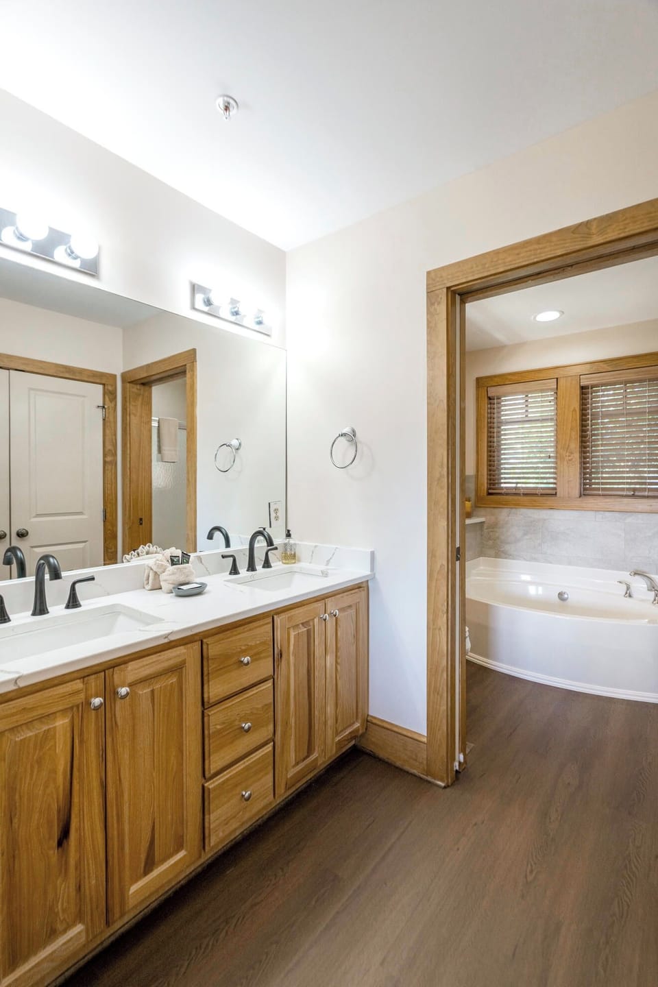 Primary Bathroom---Double Sink, Soaking Tub
