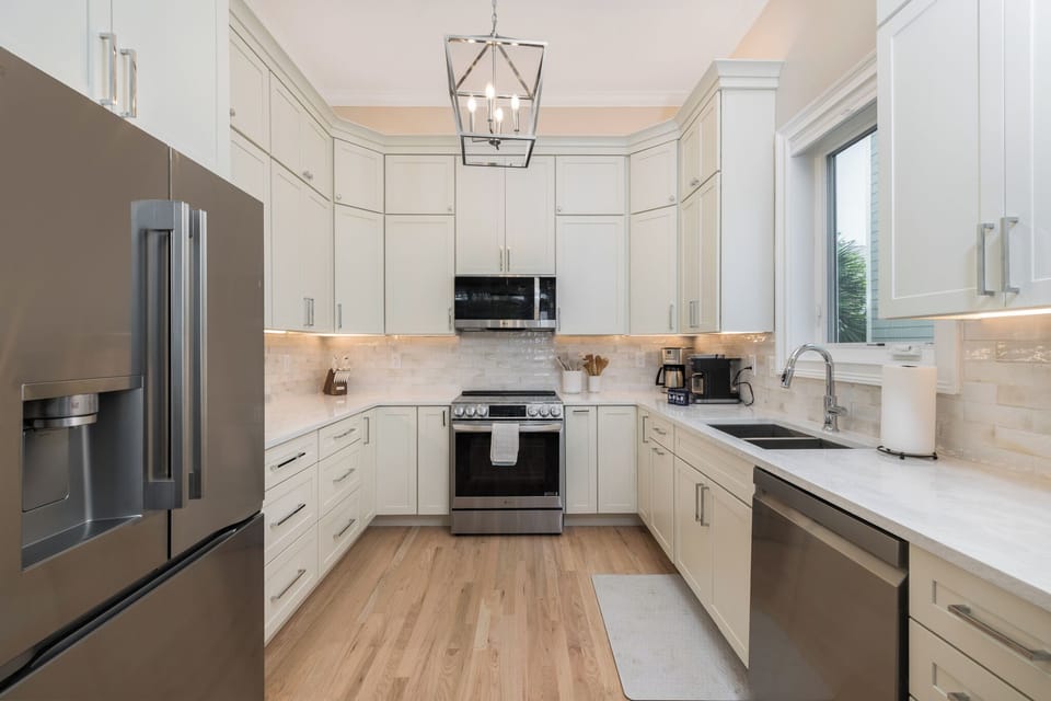 This newly renovated kitchen is a dream!