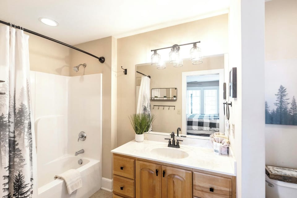 Guest Bathroom