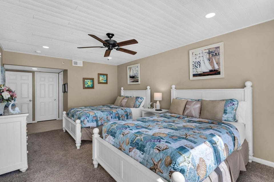 Guest bedroom