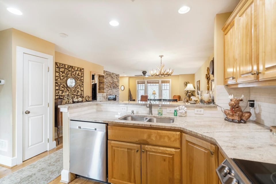 Kitchen--- Granite Counter-tops, Stainless Steel