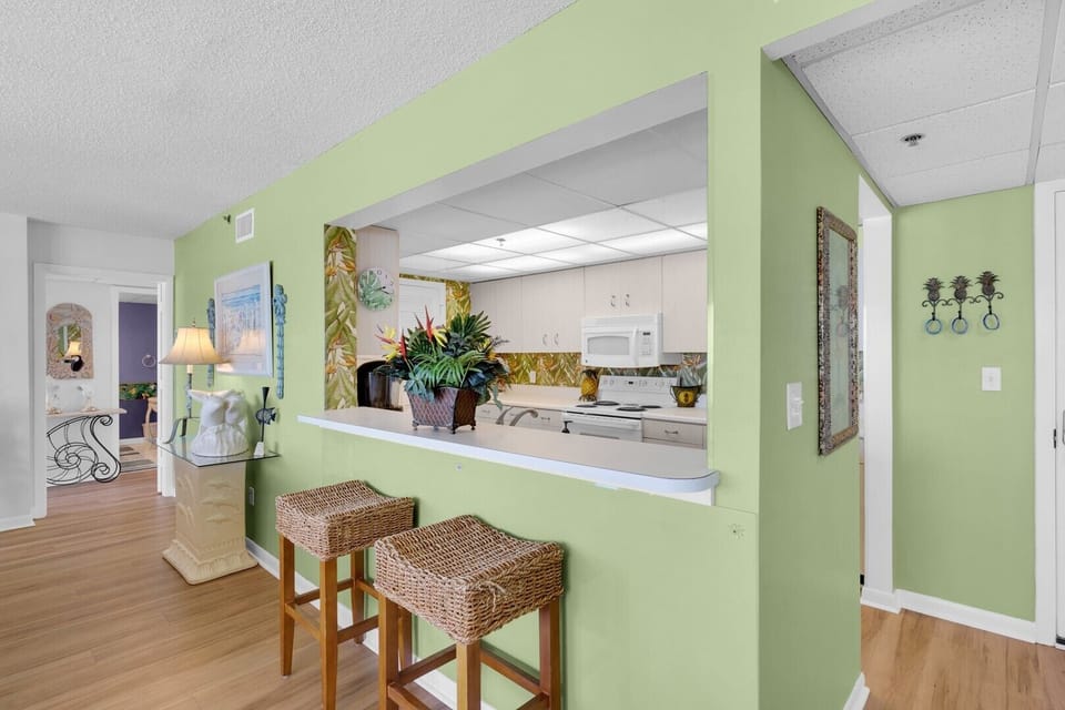 Breakfast bar