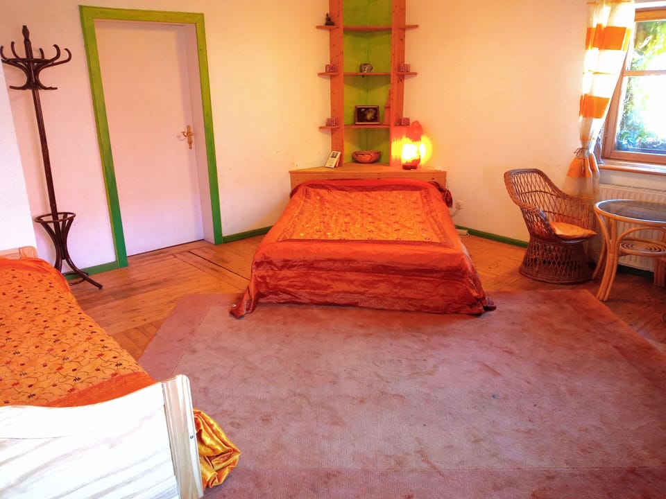 Double Room, Courtyard View | Individually decorated, individually furnished, free WiFi, bed sheets