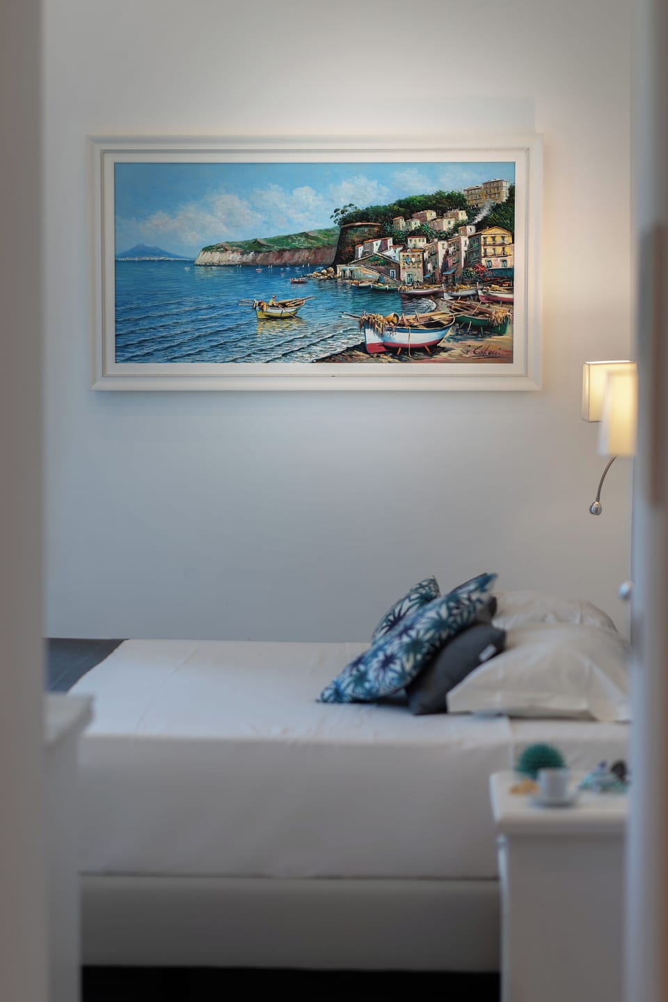 Premium bedding, down comforters, minibar, individually furnished