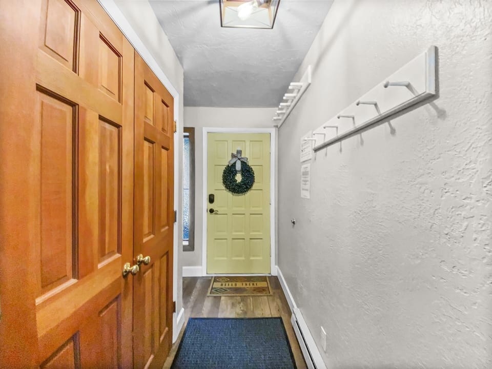 Condo, 1 Bedroom | Interior
