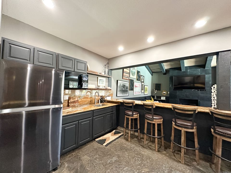 Condo, 2 Bedrooms | Private kitchen | Fridge, microwave, dishwasher, coffee/tea maker