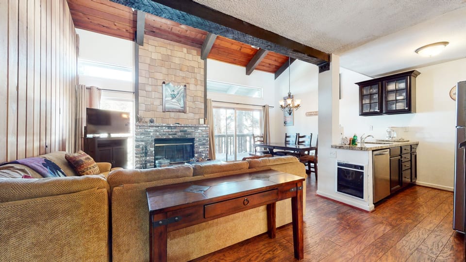 Condo, 2 Bedrooms | Private kitchen | Fridge, microwave, dishwasher, coffee/tea maker