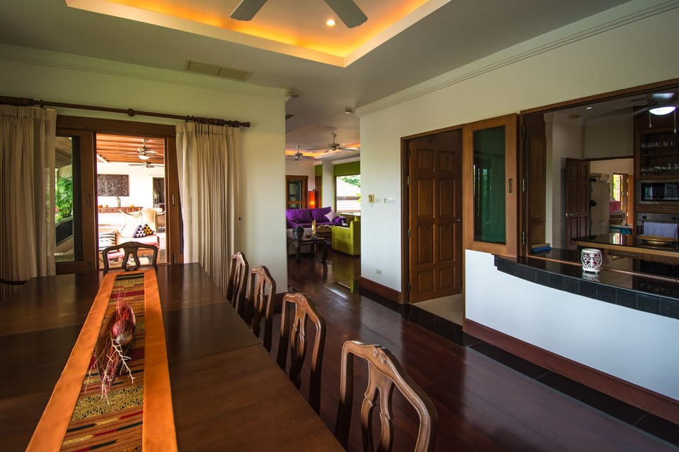 ORIOLE Luxury 6 Bed Pool Villa nr beach