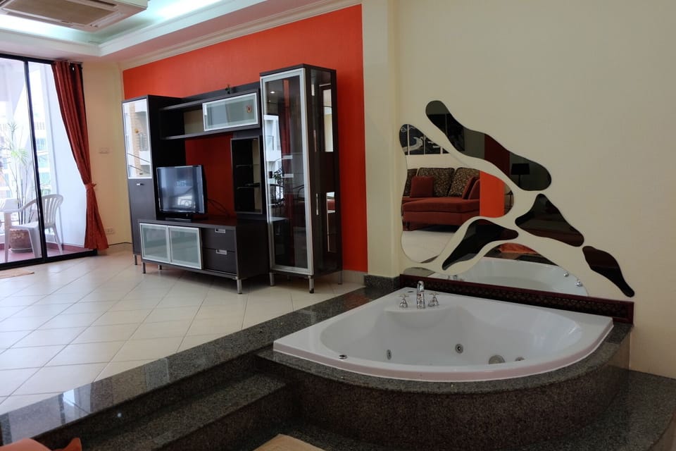 Freeway Apartment Pattaya Thailand 