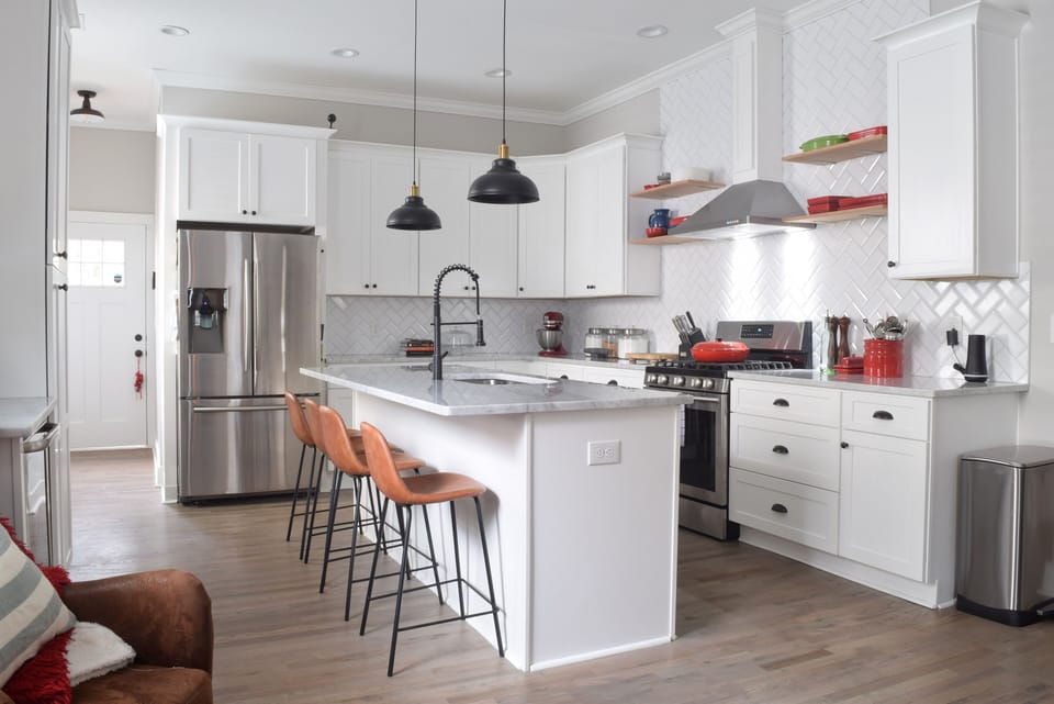 Kitchen - Gas Range, Refrigerator, Microwave, Wine Fridge, Coffee Maker