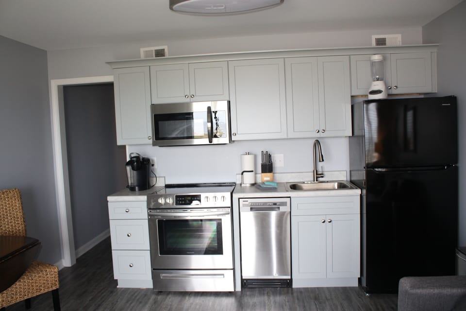 Brand new kitchen.