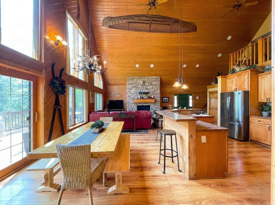 Open concept home great for entertaining.
Presented by StayatLakeGeneva.com