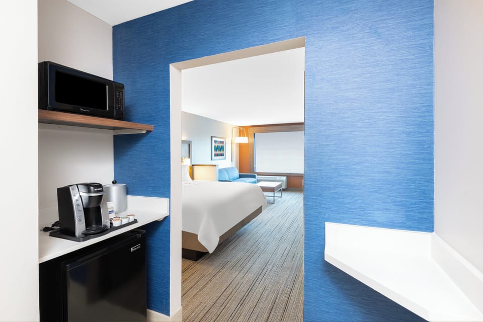 In-room safe, desk, blackout drapes, iron/ironing board